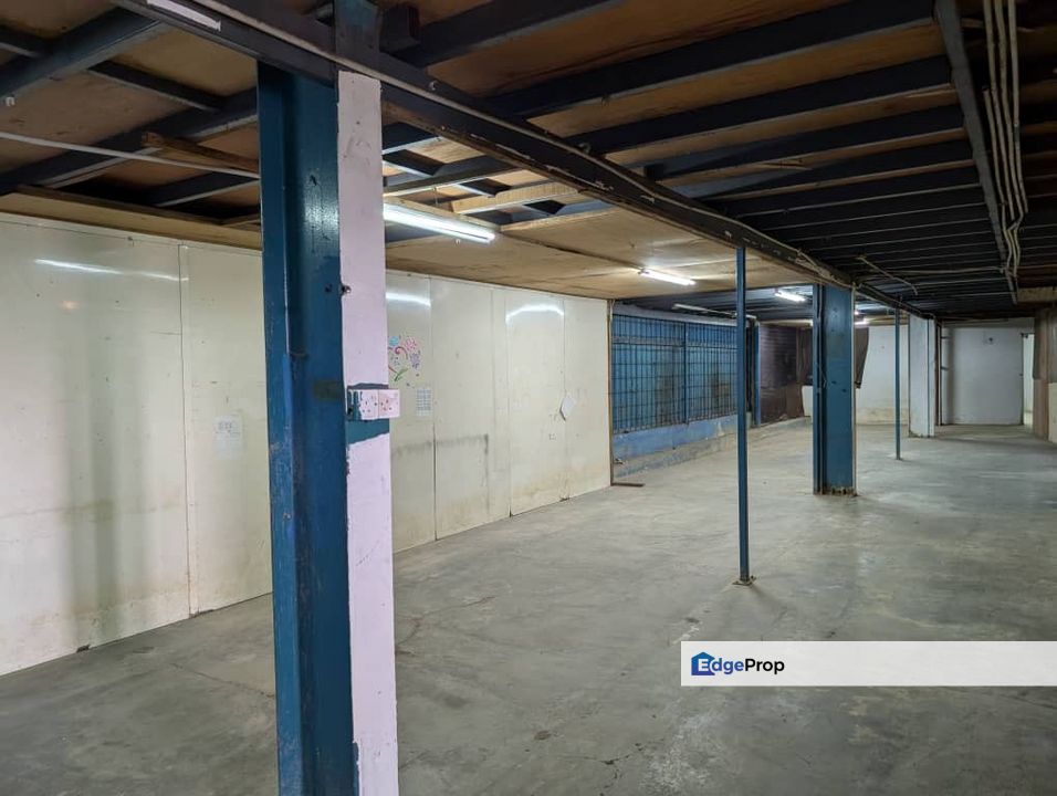 Balakong Cheras Face Main Road Multilevel Warehouse Factory, Selangor, Cheras
