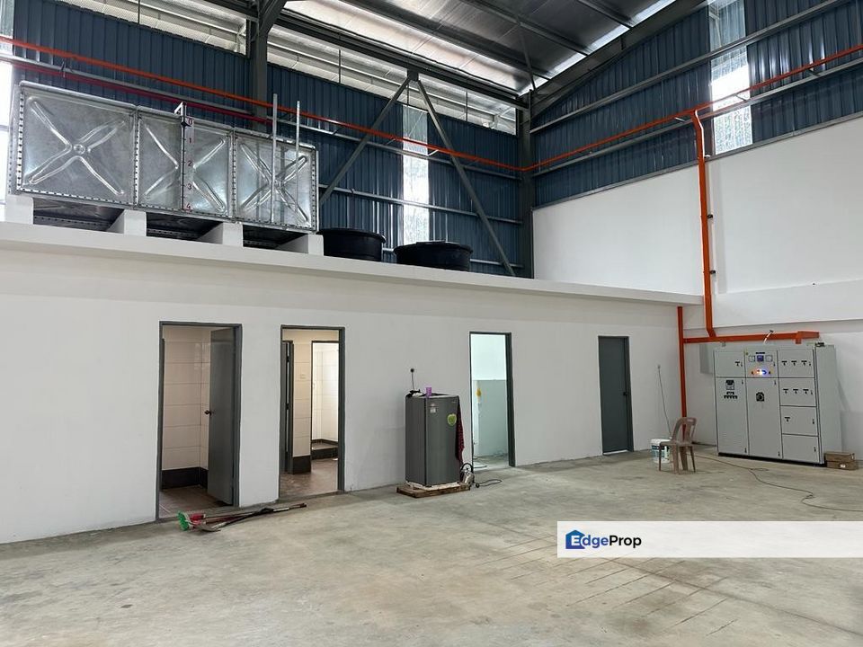 Warehouse Factory Jalan Kamunting Bukit Beruntung Rawang, Selangor, Rawang