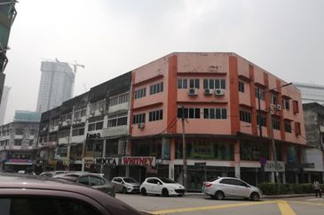 Kenanga Wholesale City