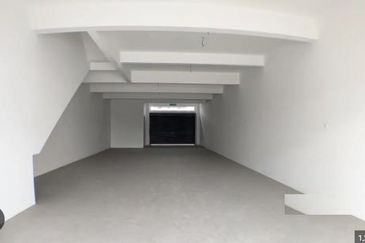 Ground Floor Shop Pudu KL City jln Brunei