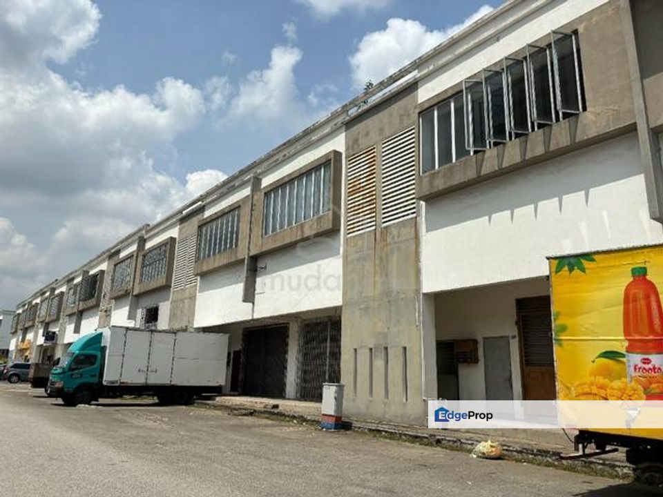 Face Main Road 2sty Link Factory Perindustrian Kundang Jaya, Selangor, Rawang