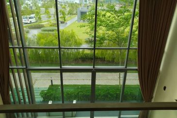 Taman Nusaputra Timur