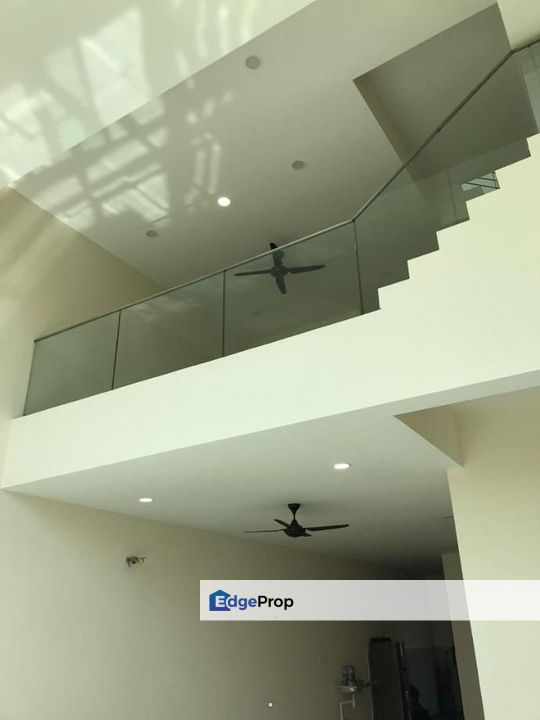 3storey Superlink Reflextion Villa Puchong Bandar Nusaputra, Selangor, Puchong