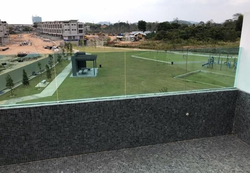 Taman Nusaputra Timur