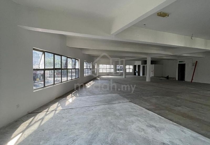 Pusat Perdagangan Seri Kembangan