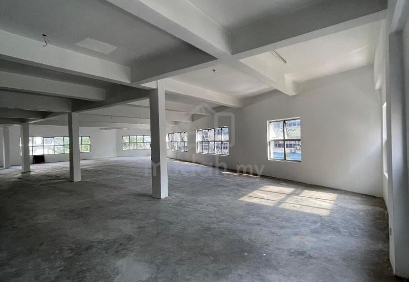 Pusat Perdagangan Seri Kembangan
