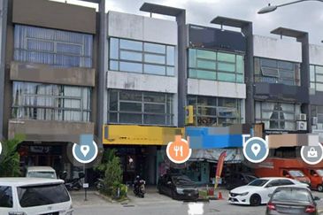 The Trillium @Lake Fields