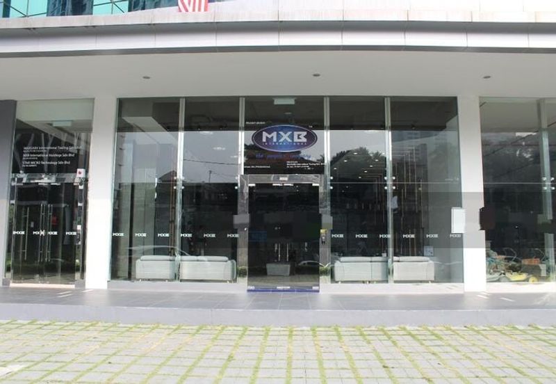 The Boulevard, Mid Valley