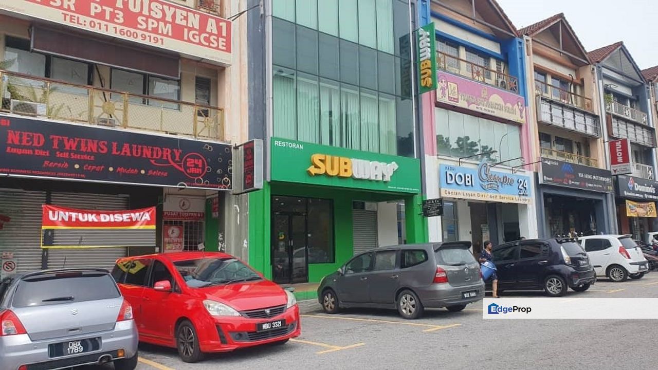 Face Main Road Ground Shop Taman Equine Seri Kembangan, Selangor, Seri Kembangan