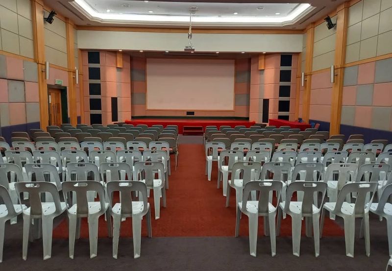 HiCom-Glenmarie Industrial Park