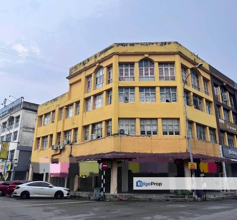 Corner Ground Shop 35x70 Most Busiest Road Kenari Puchong Jaya, Selangor, Puchong
