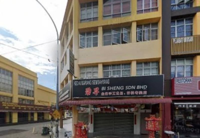 Jalan Kenari, Bandar Puchong Jaya