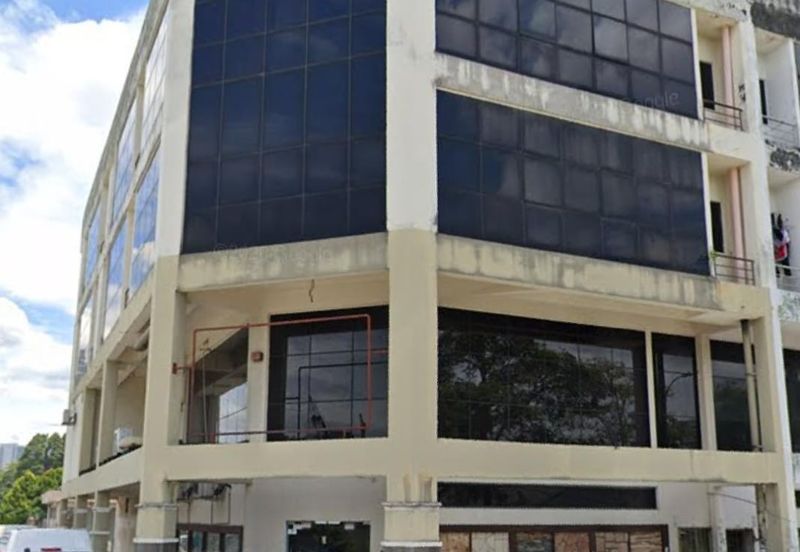 Kayu Ara Business Park, Kayu Ara