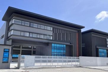 Elmina Business Park