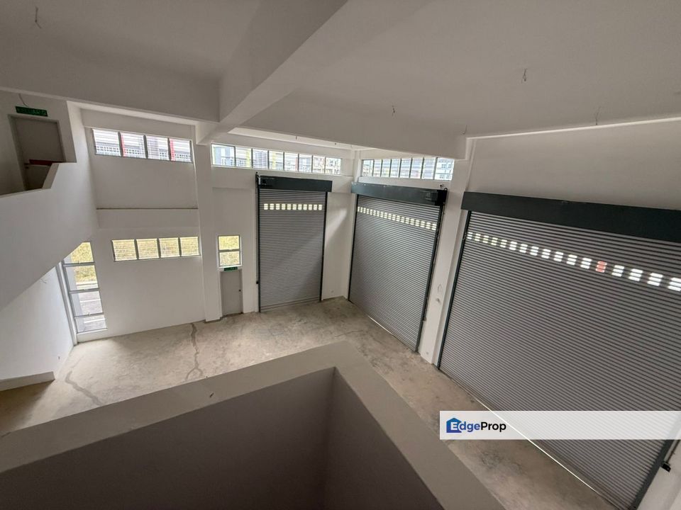 New 3sty Semi D Factory Perdana Industrial Park Puchong, Selangor, Puchong
