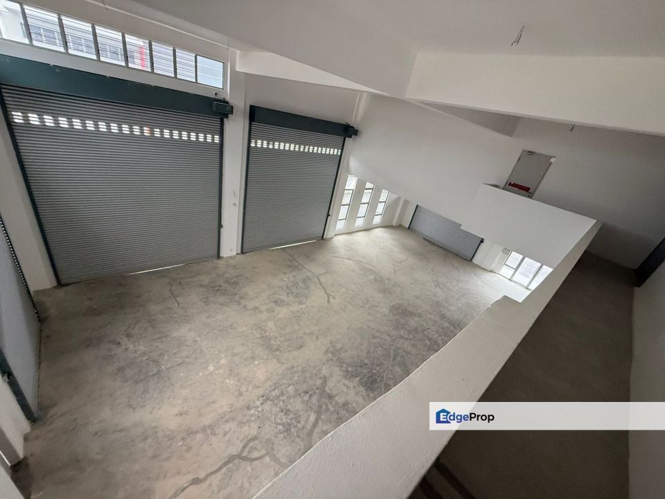 New 3sty Semi D Factory Perdana Industrial Park Puchong, Selangor, Puchong