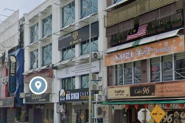 Ground Floor Shop Bandar Puteri 1 Puchong Opp Hero Market