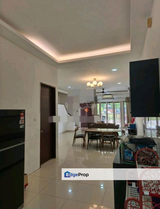 Freehold 2sty 22x80 Extended Facing Park Alam Impian, Selangor, Shah Alam