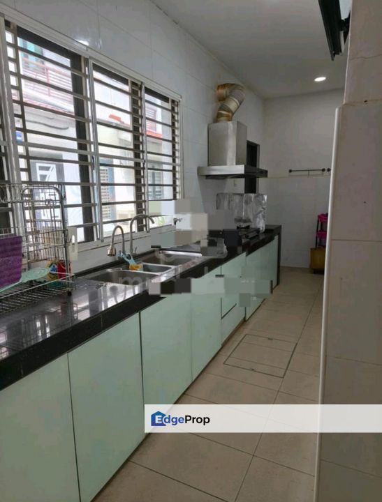 Freehold 2sty 22x80 Extended Facing Park Alam Impian, Selangor, Shah Alam