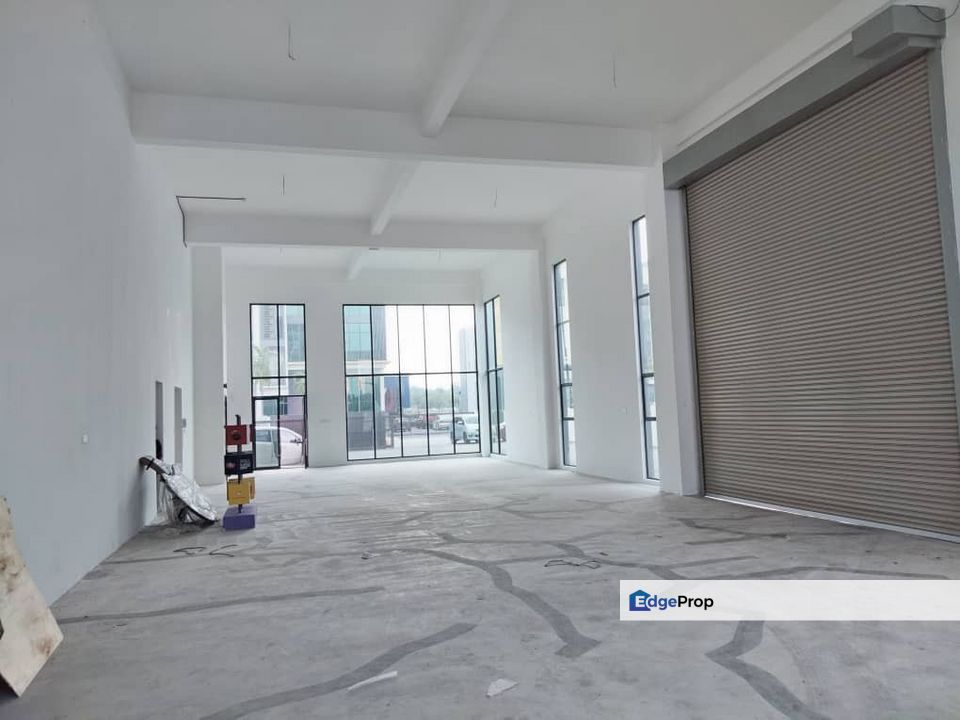 10,200sf Freehold 3sty Semi-D Factory Bandar Serenia Sepang, Selangor, Sepang