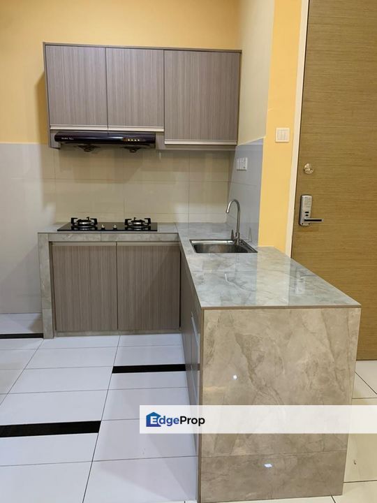 Fully Furnish Skypod Residence Condo Puchong Jaya Near Lrt, Selangor, Puchong