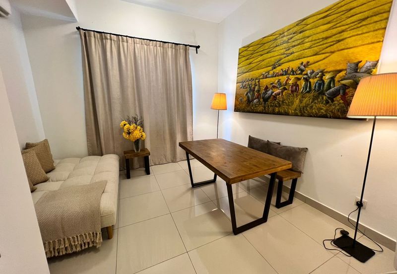 Lake Point Residence