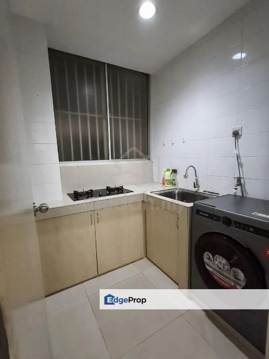 Fully Furnish Setiawalk Condo Pusat Bandar Puchong Near LRT, Selangor, Puchong