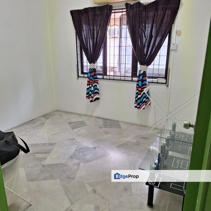 Facing Playgound Furnish Townhouse Happy Garden OUG Tmn Gembira, Kuala Lumpur, Kuchai Lama