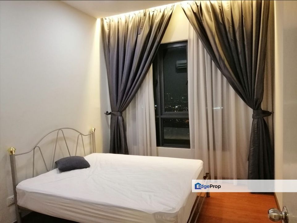 Fully Furnish 4rooms Zefer Hills Condo Bandar Puchong Jaya, Selangor, Puchong