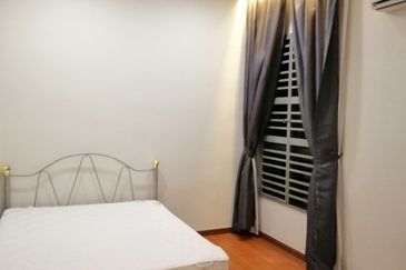 Zefer Hill Residence