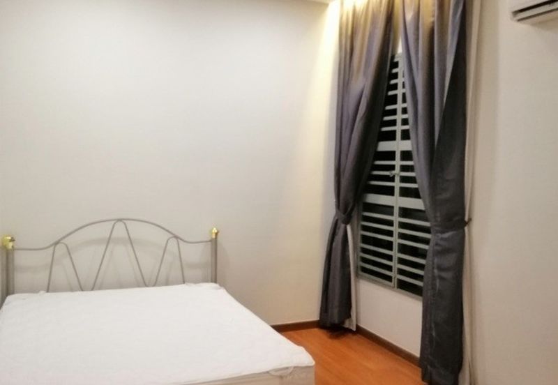 Zefer Hill Residence