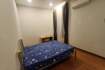 Zefer Hill Residence