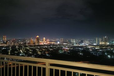 Zefer Hill Residence