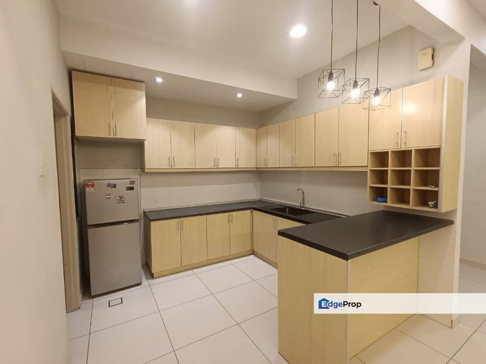 Fully Furnish 4rooms Zefer Hills Condo Bandar Puchong Jaya, Selangor, Puchong