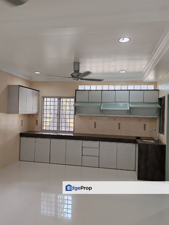 Nice Reno 2storey Endlot 22x80 Ss18 Subang Jaya, Selangor, Subang Jaya