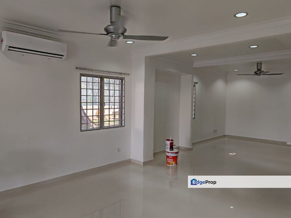 Nice Reno 2storey Endlot 22x80 Ss18 Subang Jaya, Selangor, Subang Jaya