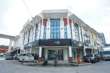 Jalan Kenari, Bandar Puchong Jaya
