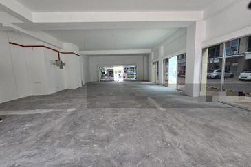 Jalan Kenari, Bandar Puchong Jaya