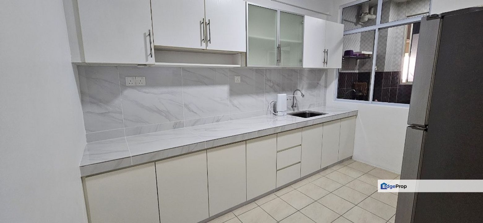 Fully Furnish Aseana Puteri Condo Puteri Puchong , Selangor, Bandar Puteri Puchong