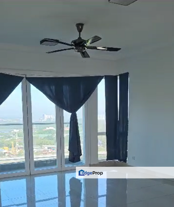 Corner Big Unit Vision Residence Condo Cyberjaya , Selangor, Cyberjaya