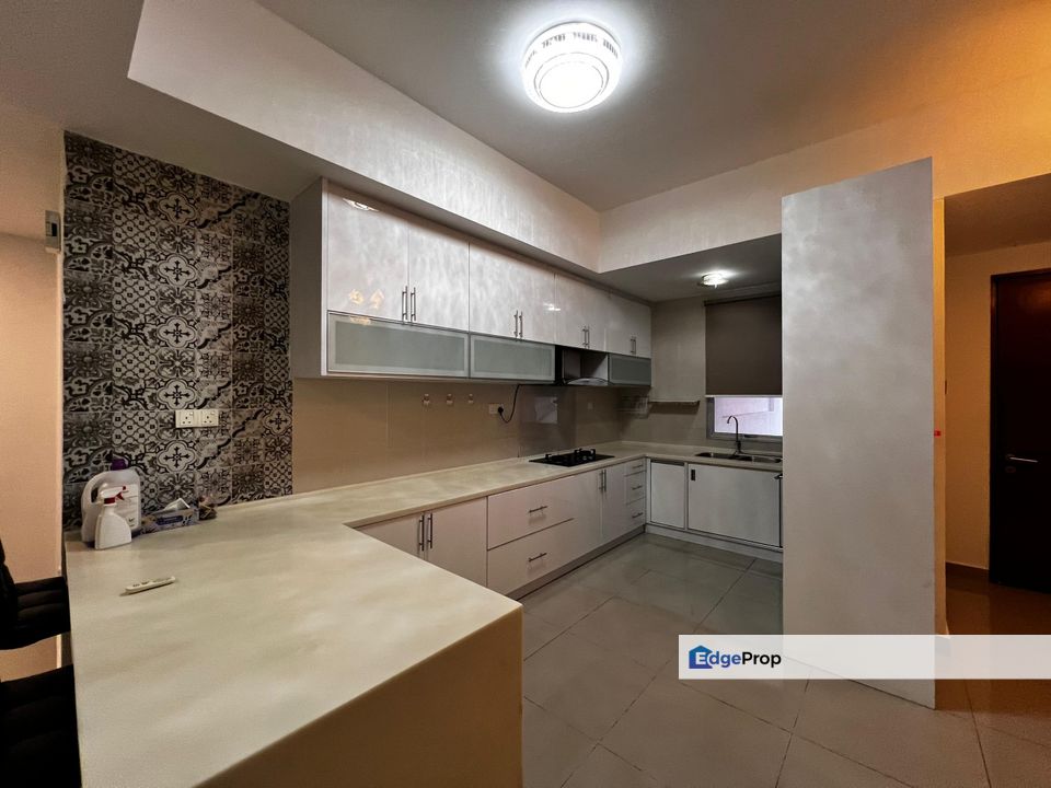 Move in Lower unit Townhouse Tasik Prima Puchong, Selangor, Puchong