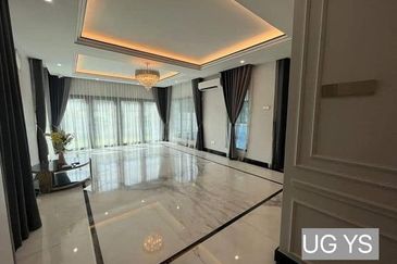 Ayu Impian, Alam Nusantara