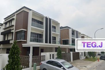 Jalan Setia Utama U13/37F