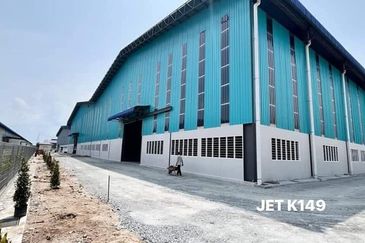 West Port, Pulau Indah