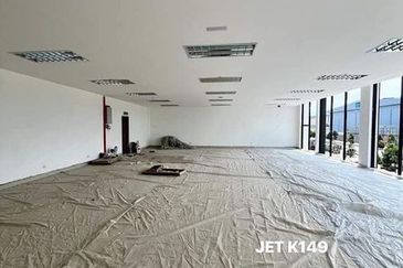 West Port, Pulau Indah