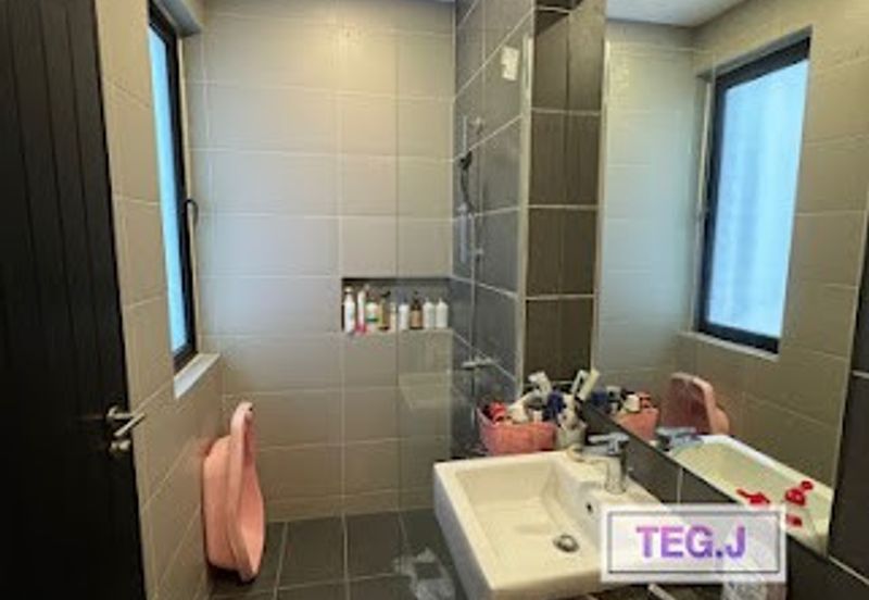 Duta Villa, Setia Alam