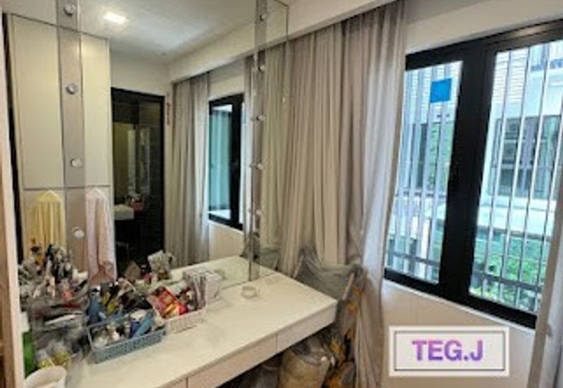 Duta Villa, Setia Alam