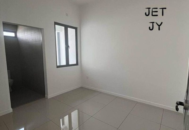 2 Sty Brand New Terrace @ Nadira Bandar Bukit Raja Klang