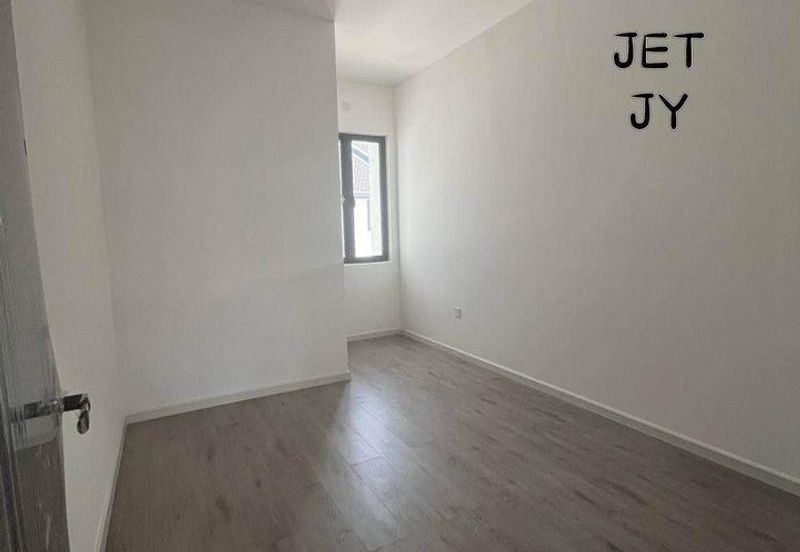 2 Sty Brand New Terrace @ Nadira Bandar Bukit Raja Klang