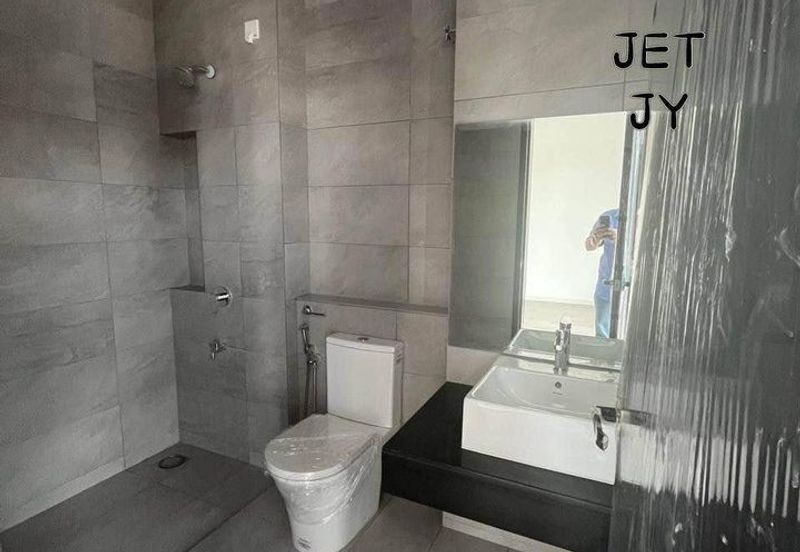 2 Sty Brand New Terrace @ Nadira Bandar Bukit Raja Klang